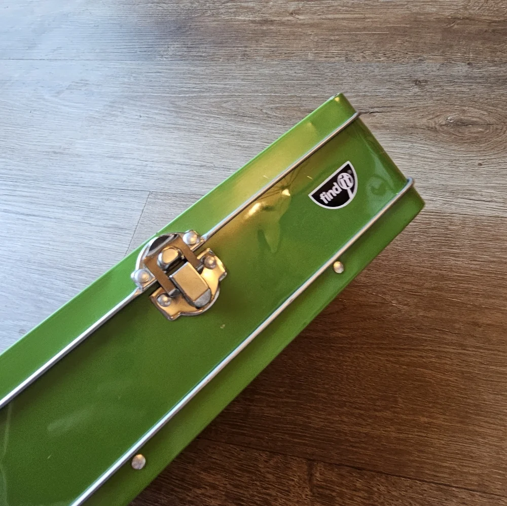 Vintage style 3D dinosaur green metal pencil box with clasp